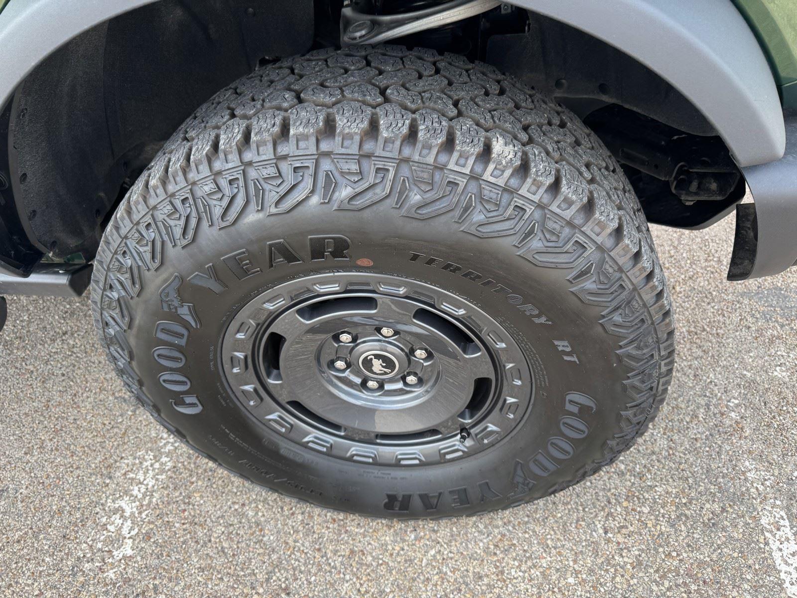 Used 2025 Ford Bronco - photo 28