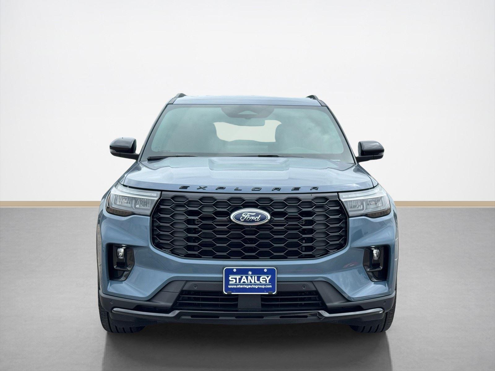 New 2026 Ford Explorer - photo 1