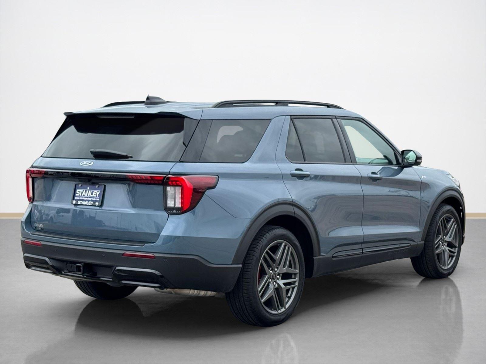 New 2026 Ford Explorer - photo 8