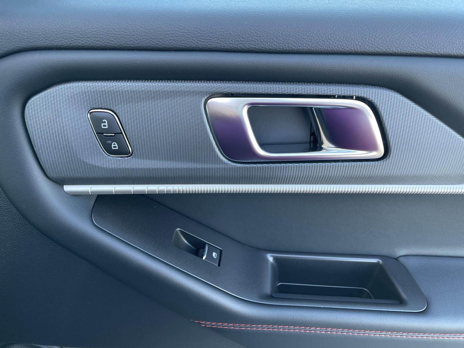 New 2026 Ford Explorer - photo 32