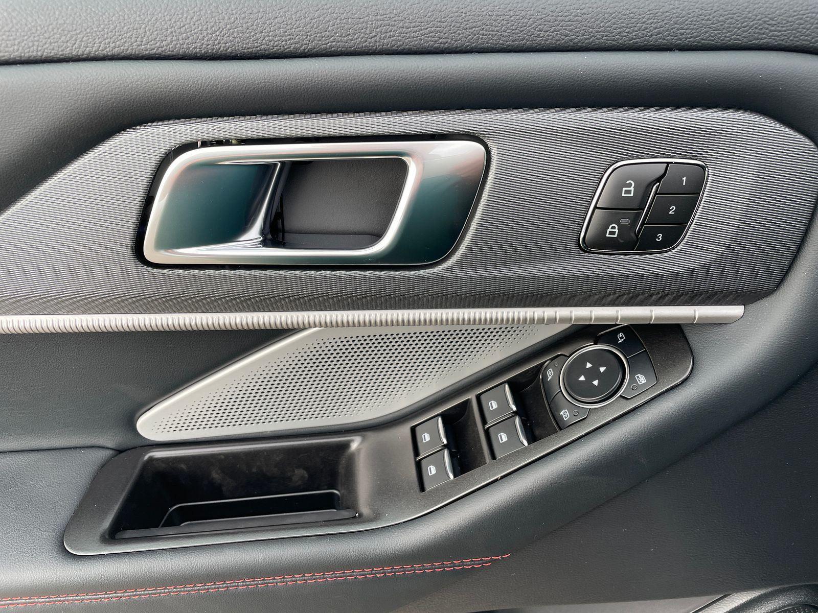 New 2026 Ford Explorer - photo 11