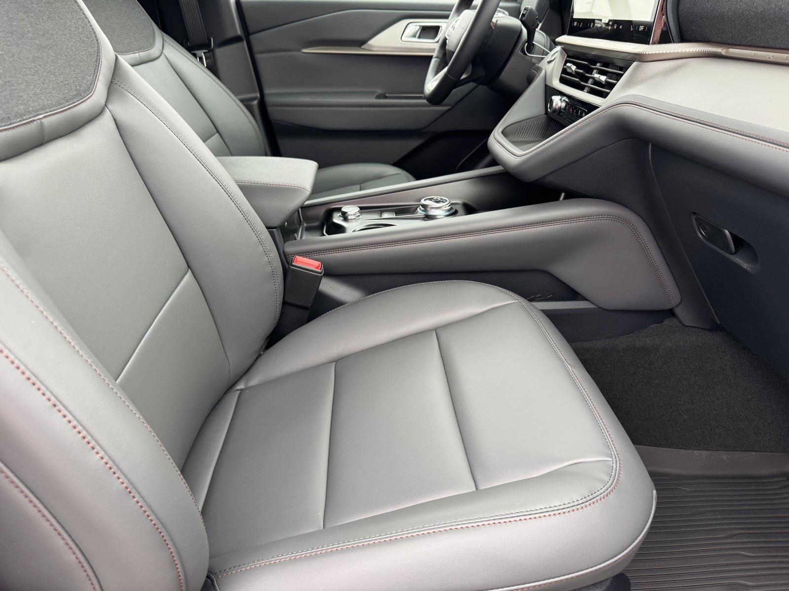 New 2026 Ford Explorer - photo 32