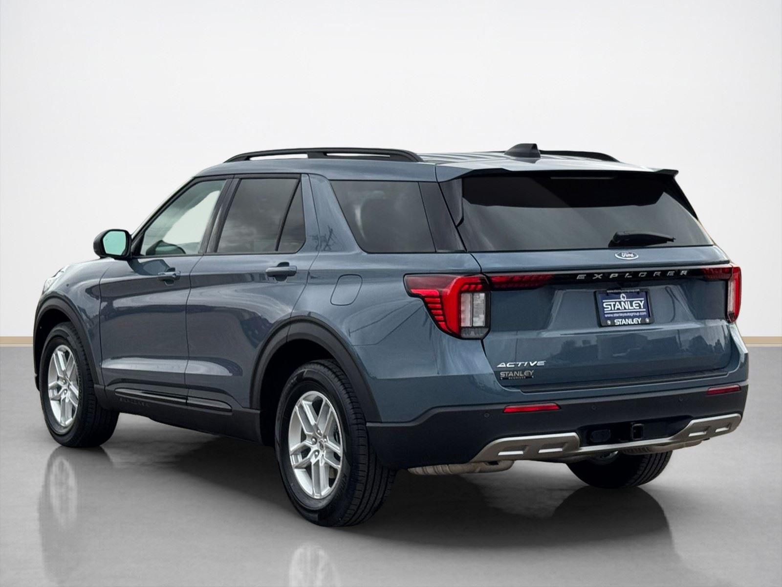 New 2026 Ford Explorer - photo 7