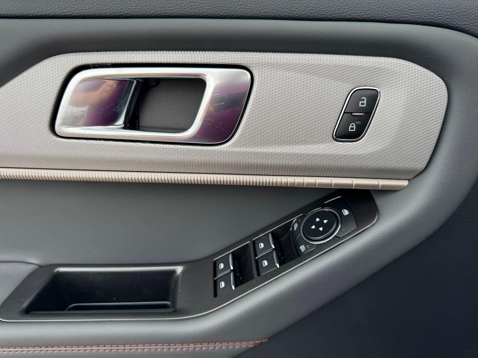 New 2026 Ford Explorer - photo 11