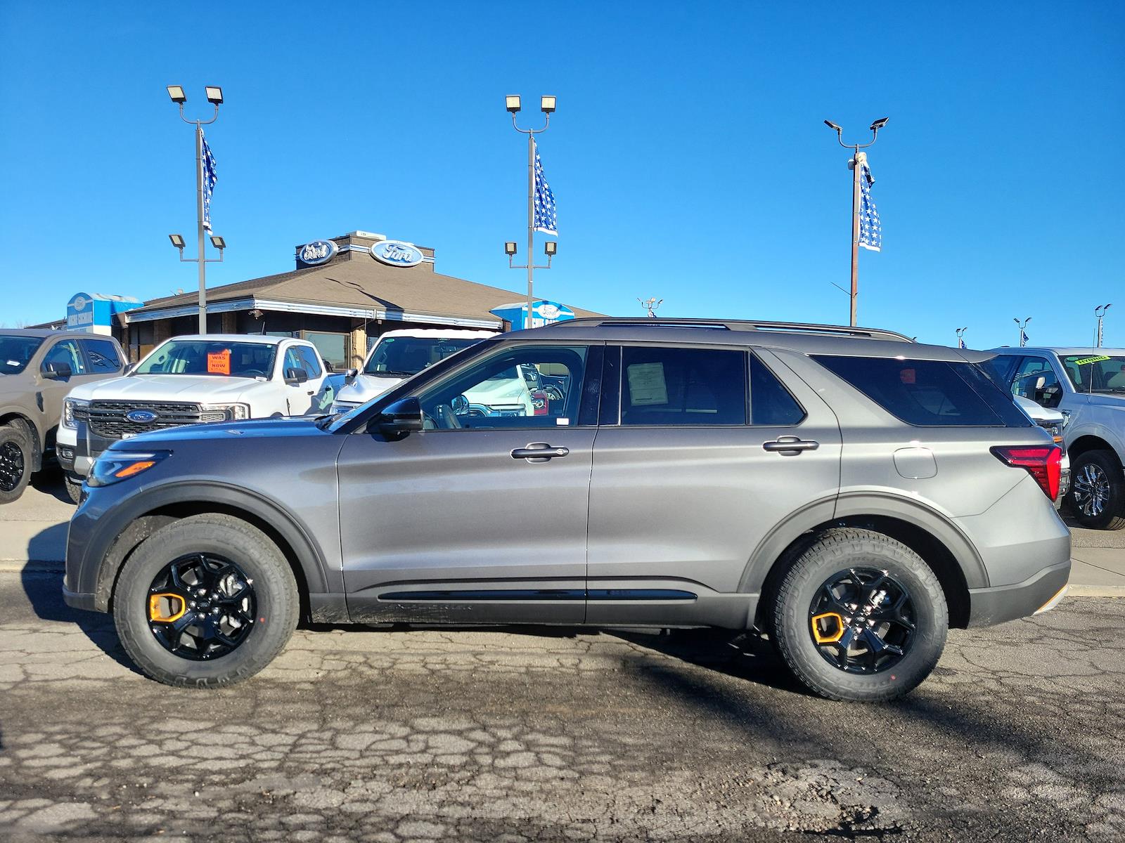 New 2026 Ford Explorer - photo 6