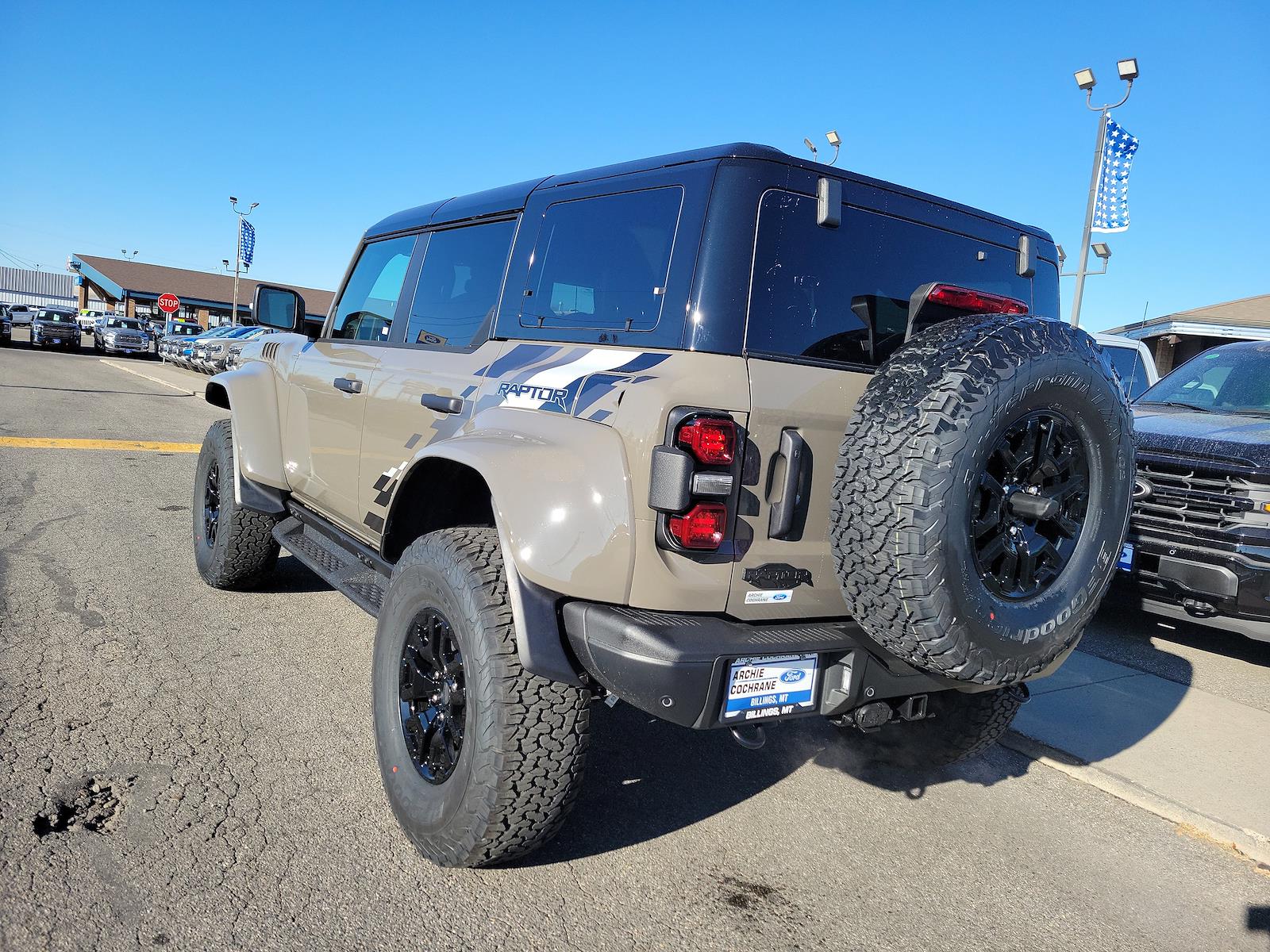 New 2025 Ford Bronco - photo 2