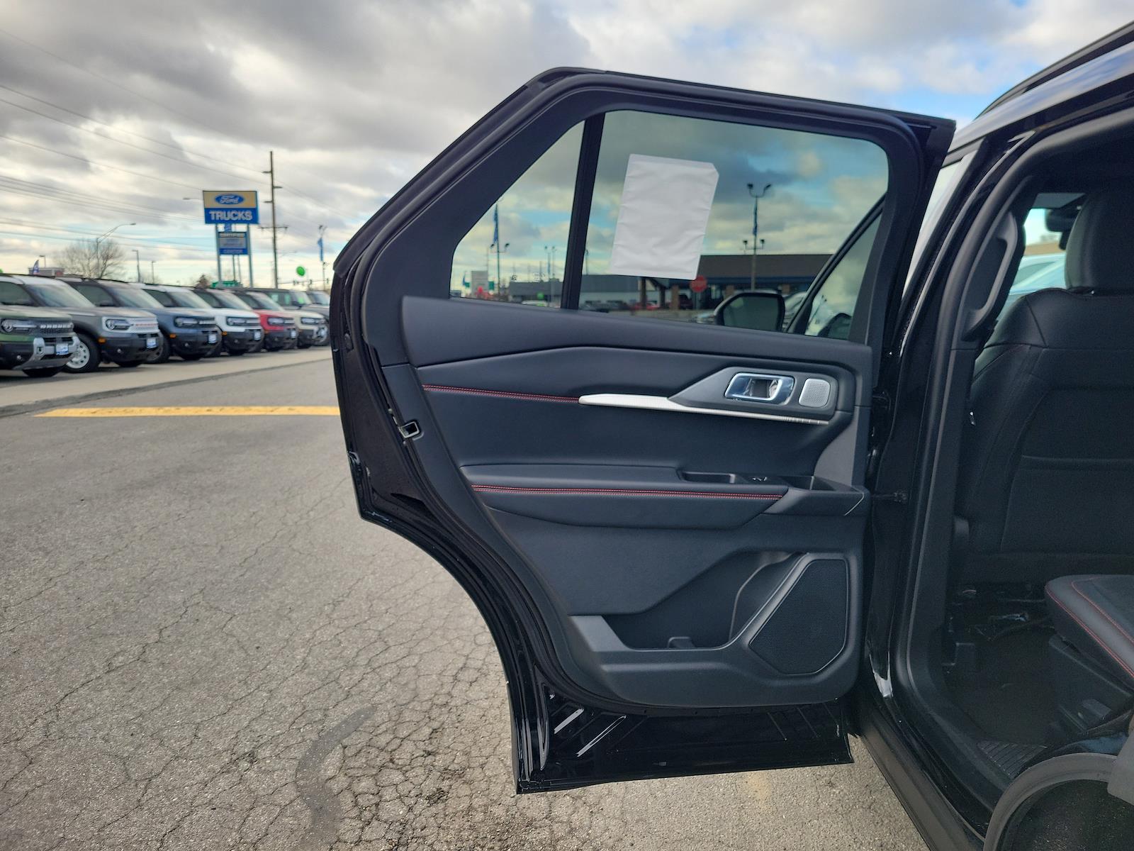 New 2026 Ford Explorer - photo 14