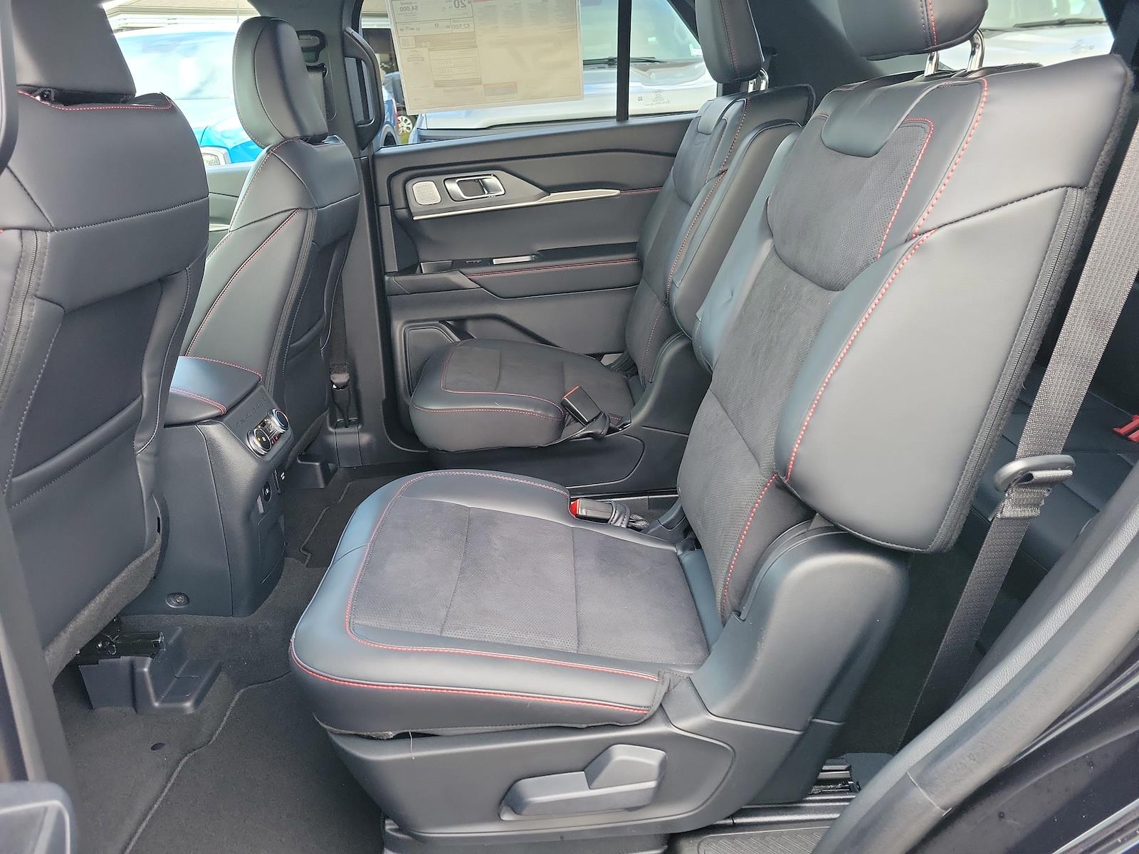 New 2026 Ford Explorer - photo 15