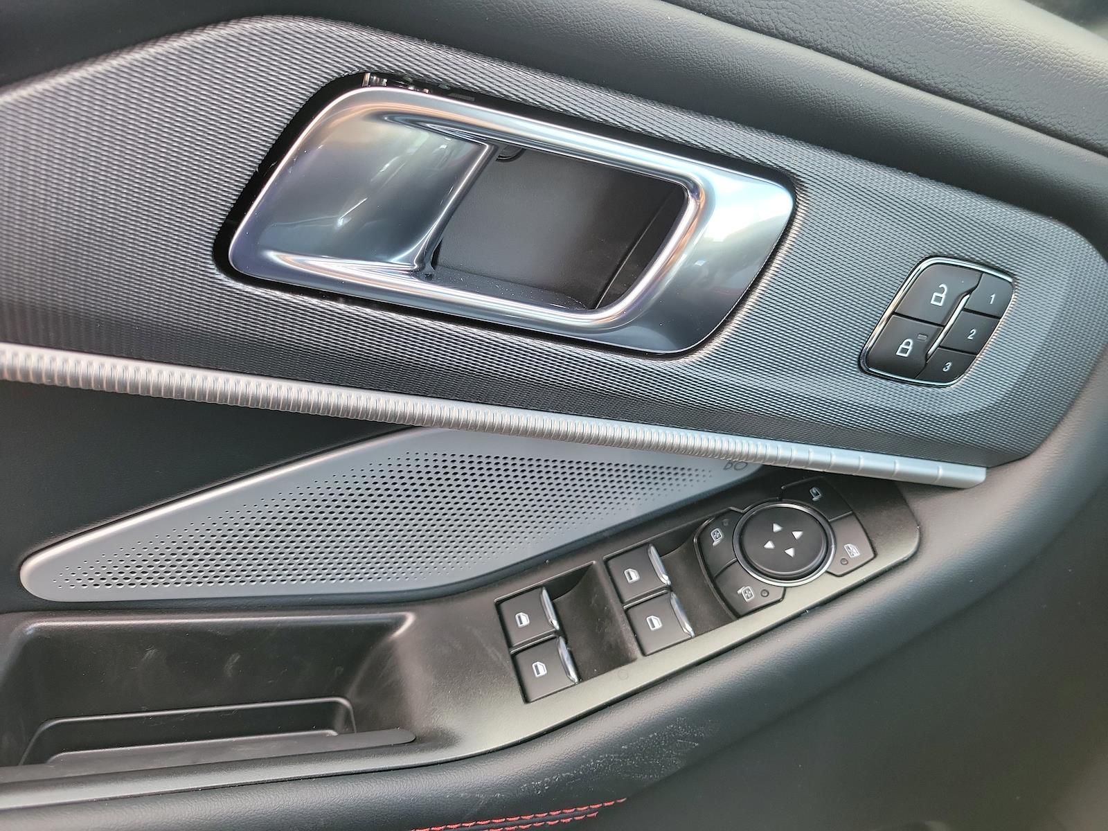 New 2026 Ford Explorer - photo 19