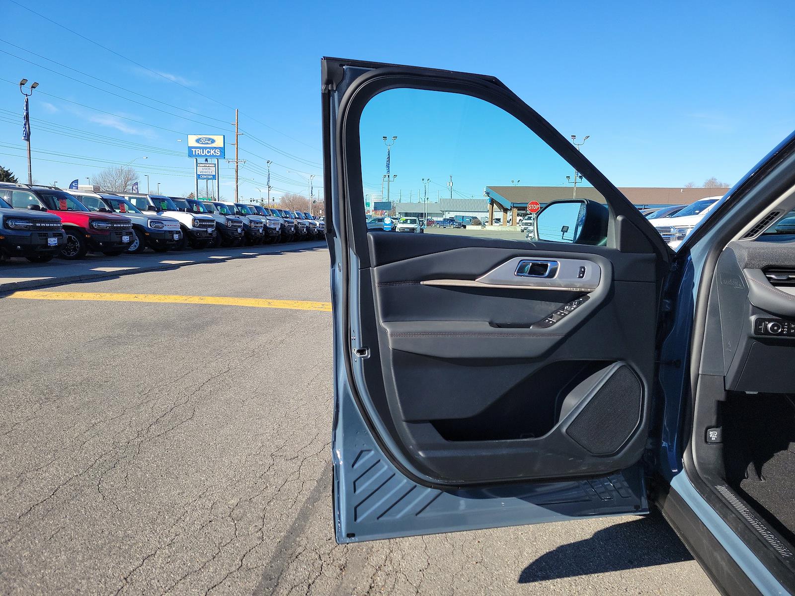 New 2026 Ford Explorer - photo 17
