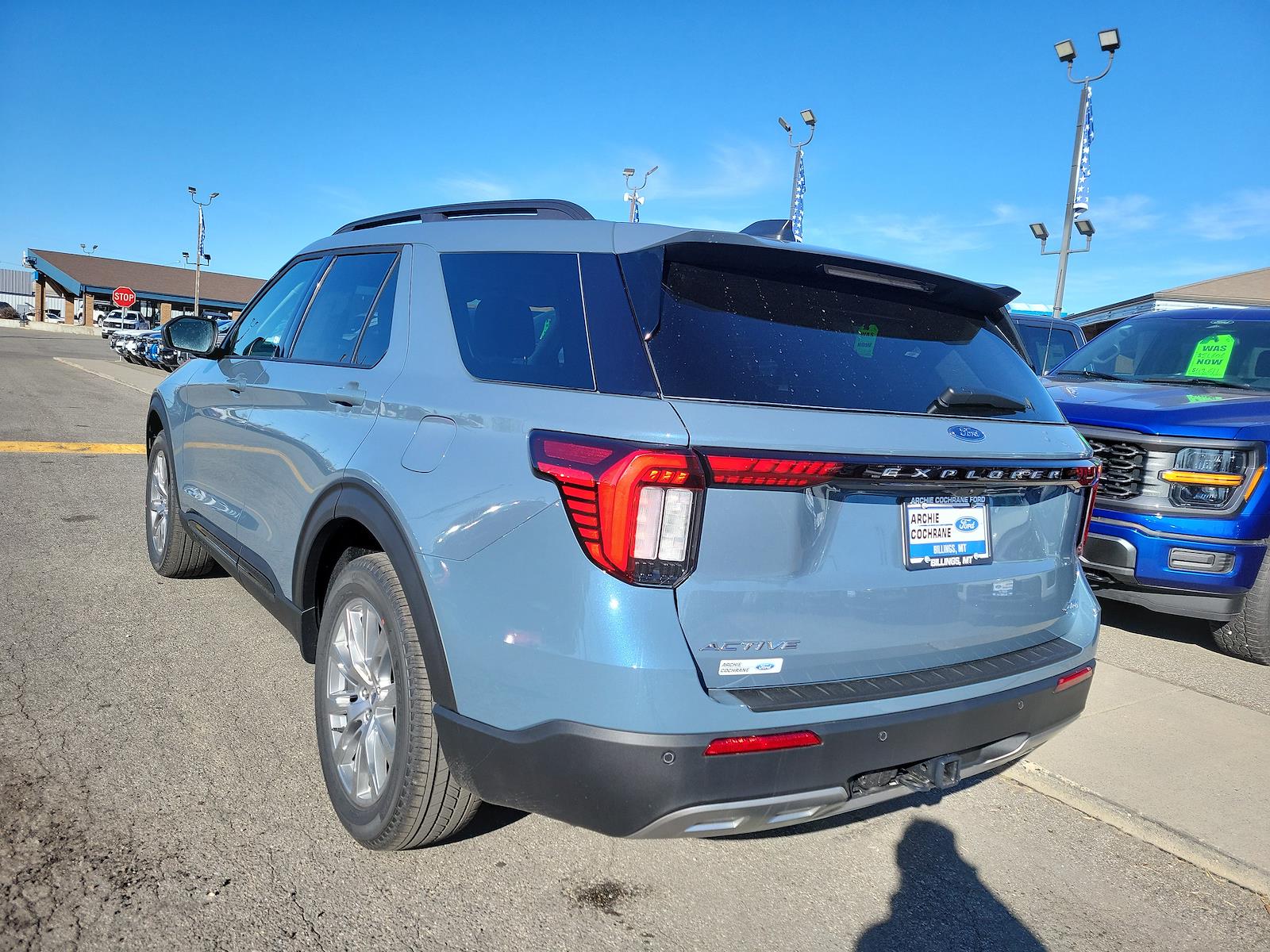 New 2026 Ford Explorer - photo 2