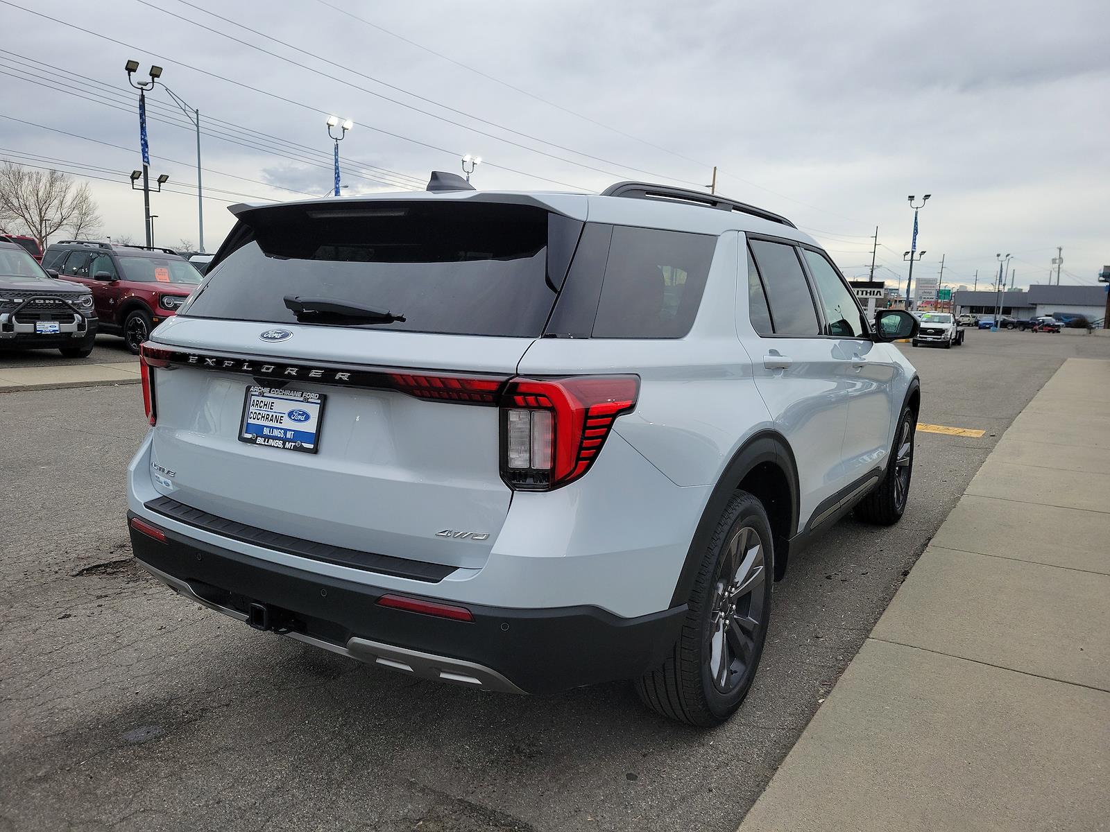 New 2026 Ford Explorer - photo 7