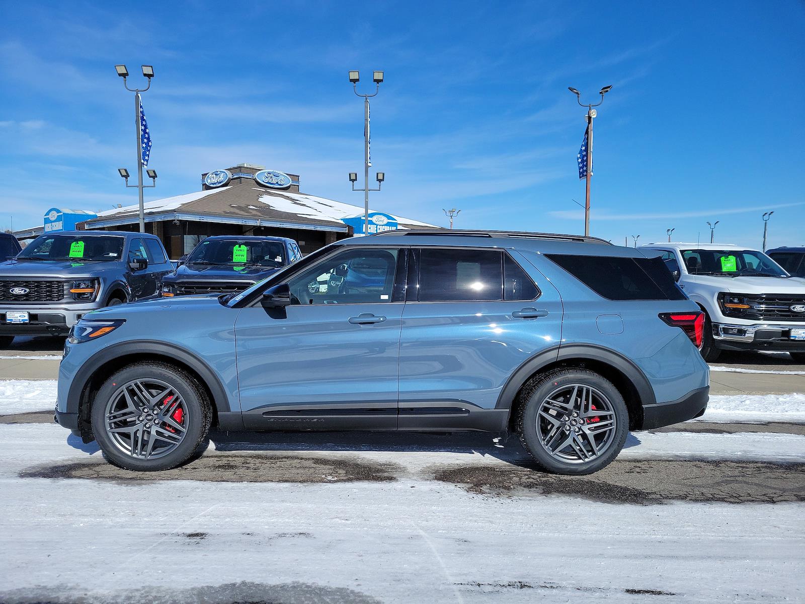 New 2026 Ford Explorer - photo 6
