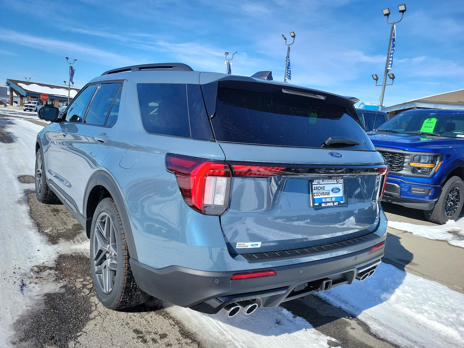 New 2026 Ford Explorer - photo 2