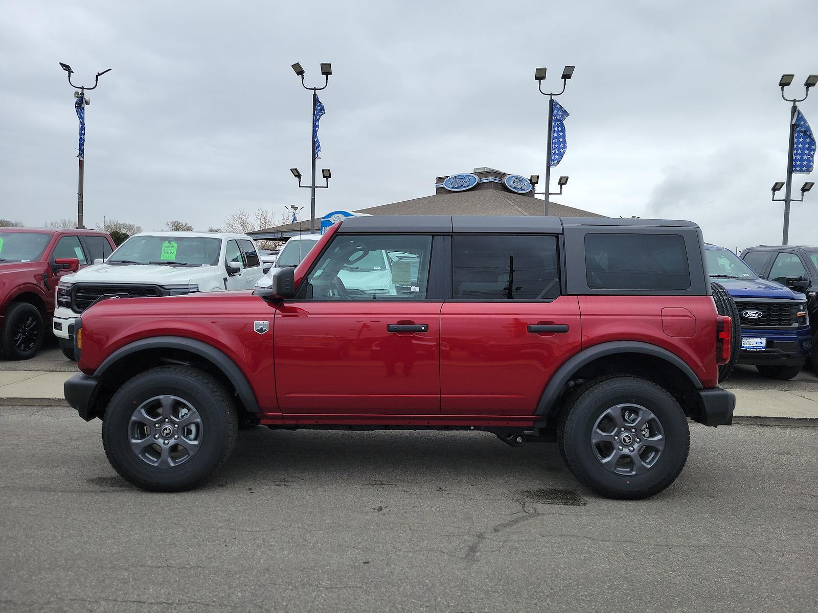 New 2026 Ford Bronco - photo 2