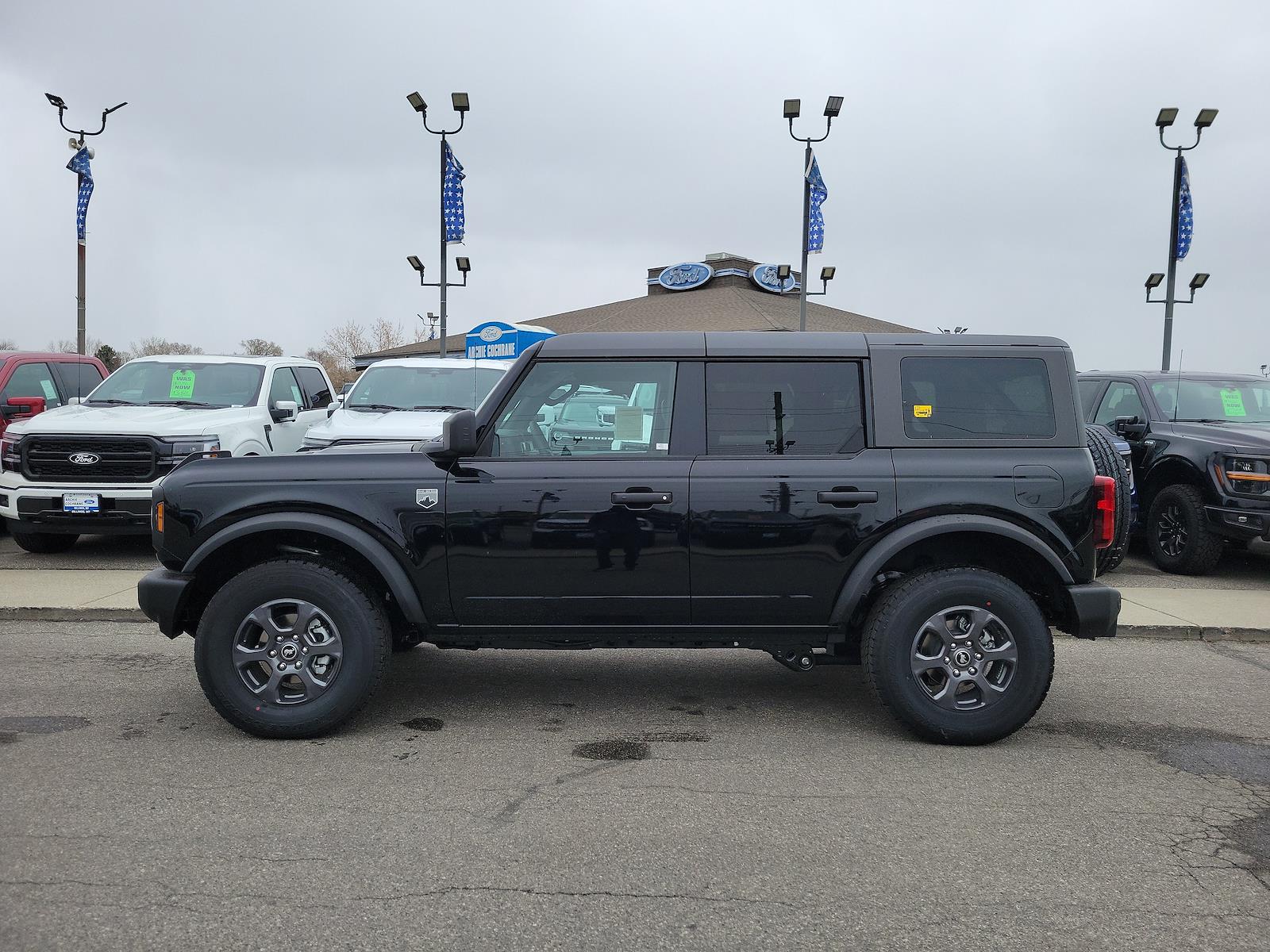 New 2026 Ford Bronco - photo 2