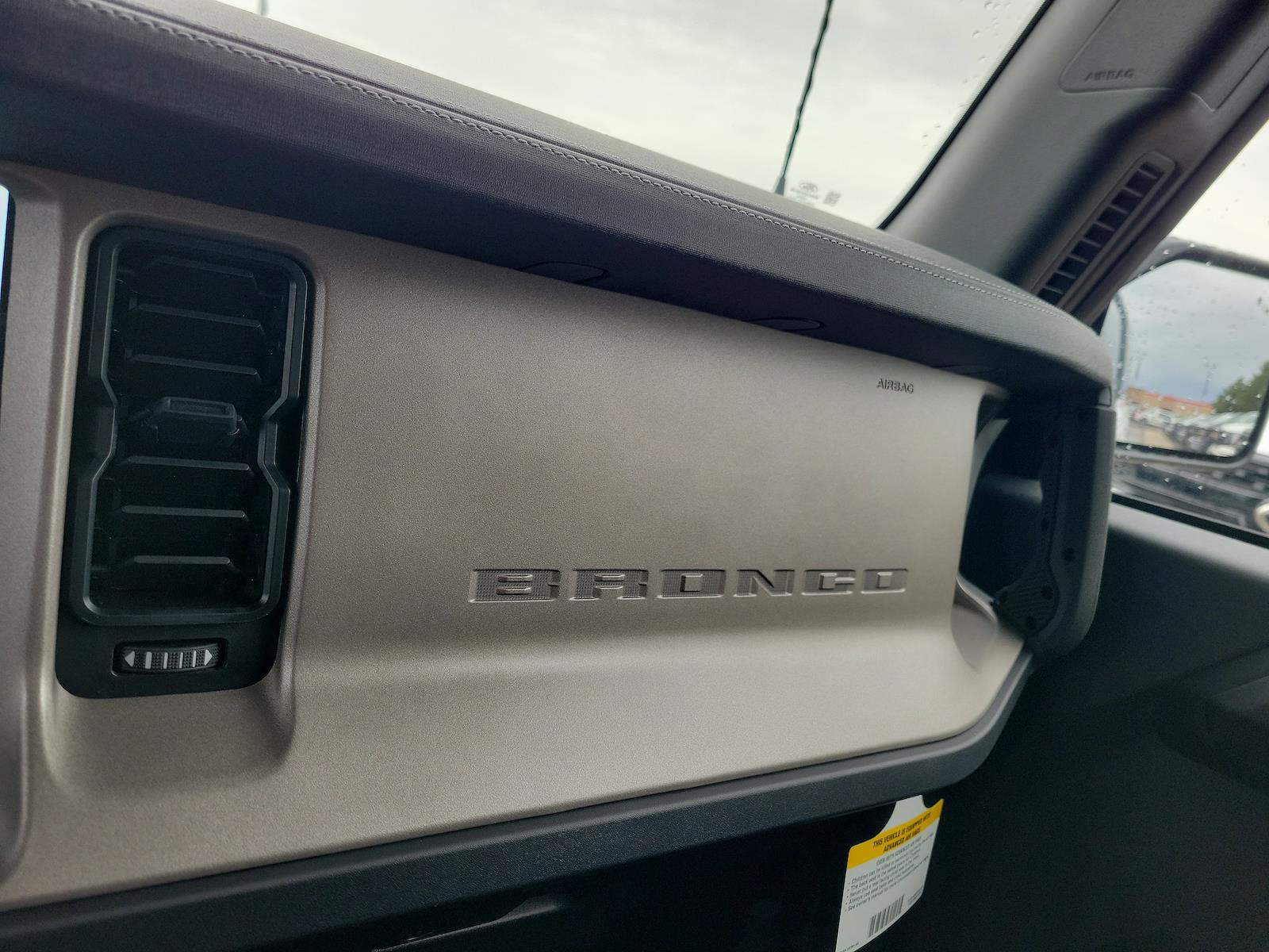 New 2026 Ford Bronco - photo 24