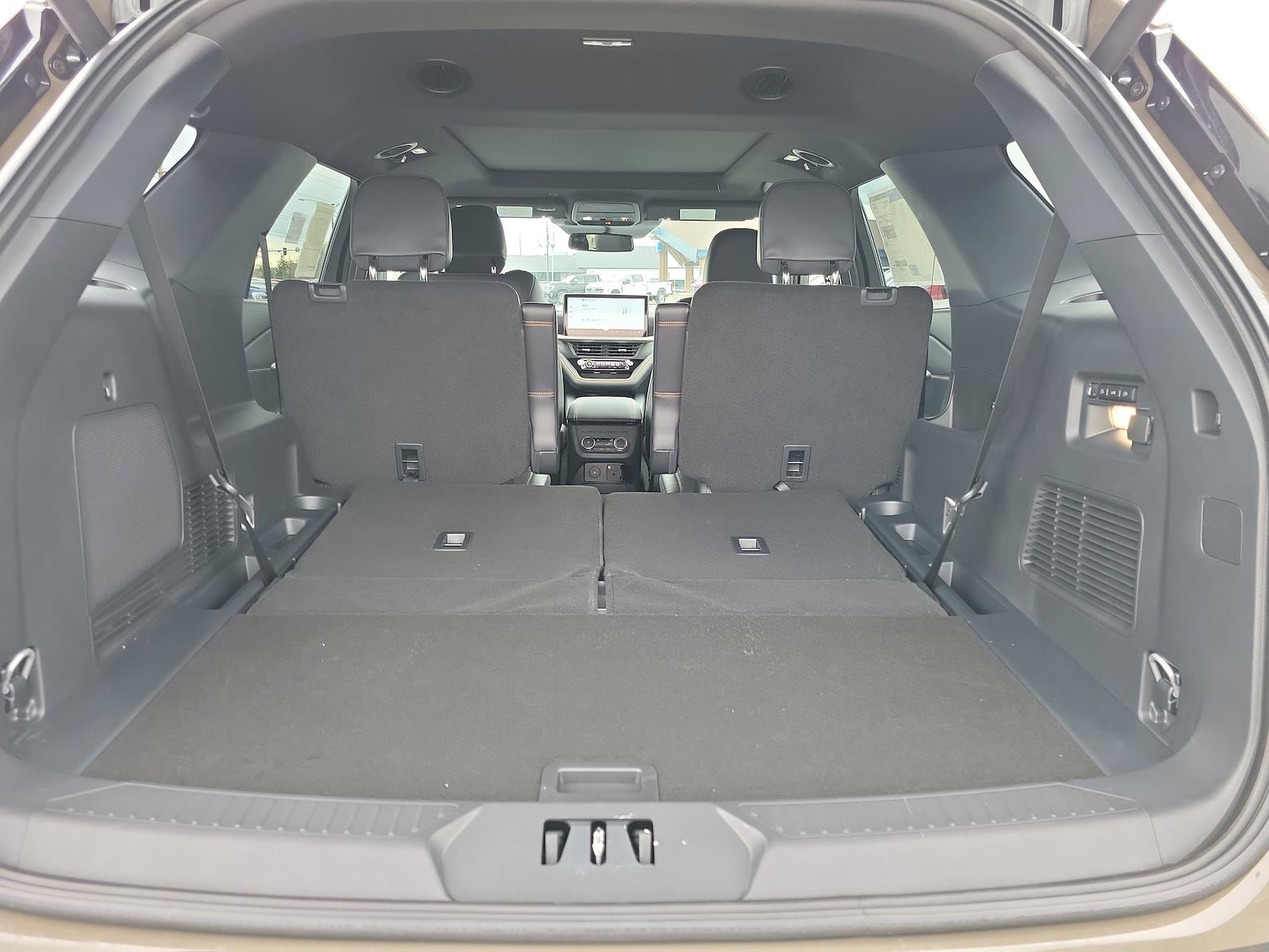 New 2026 Ford Explorer - photo 12