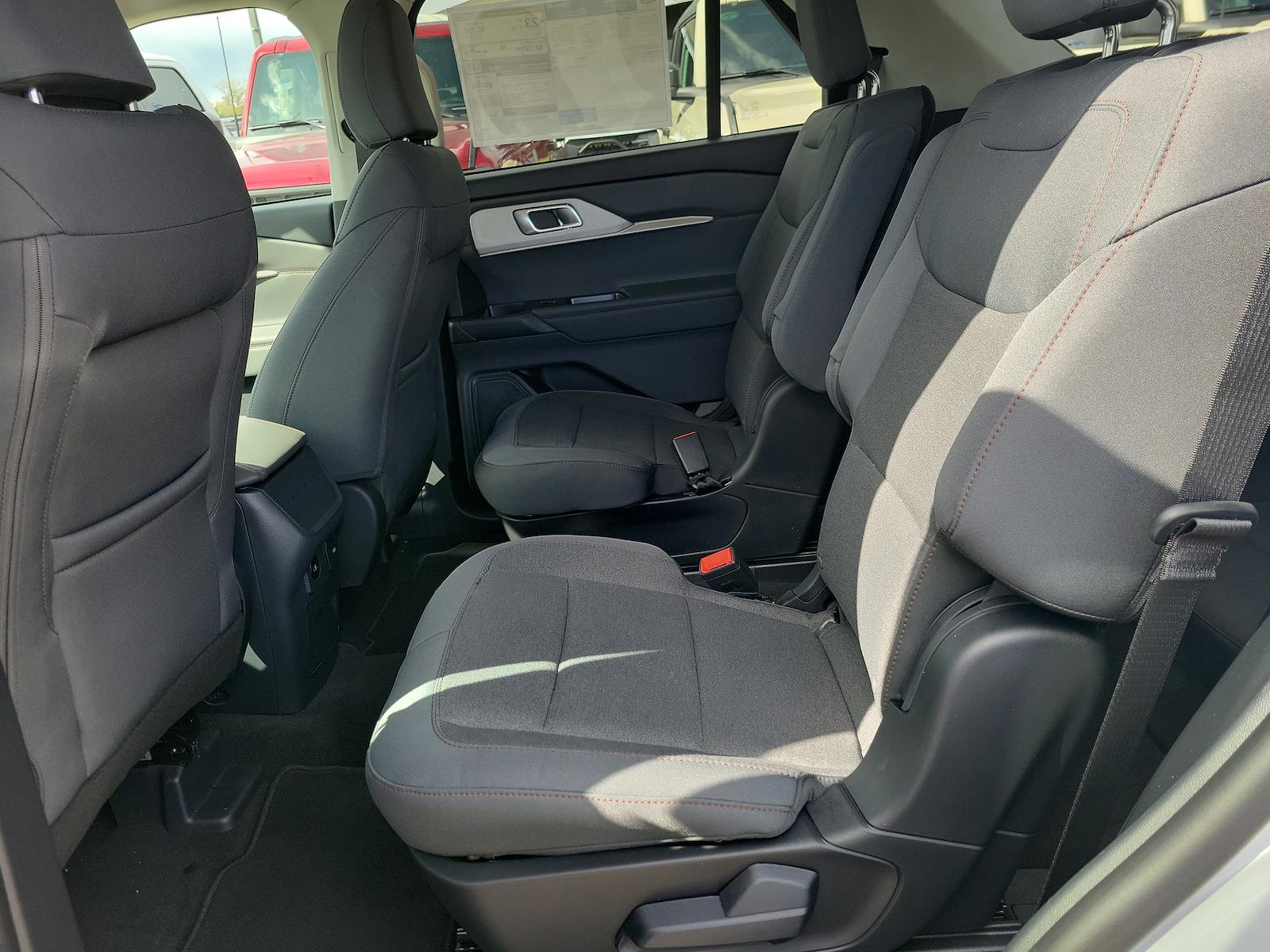 New 2026 Ford Explorer - photo 14