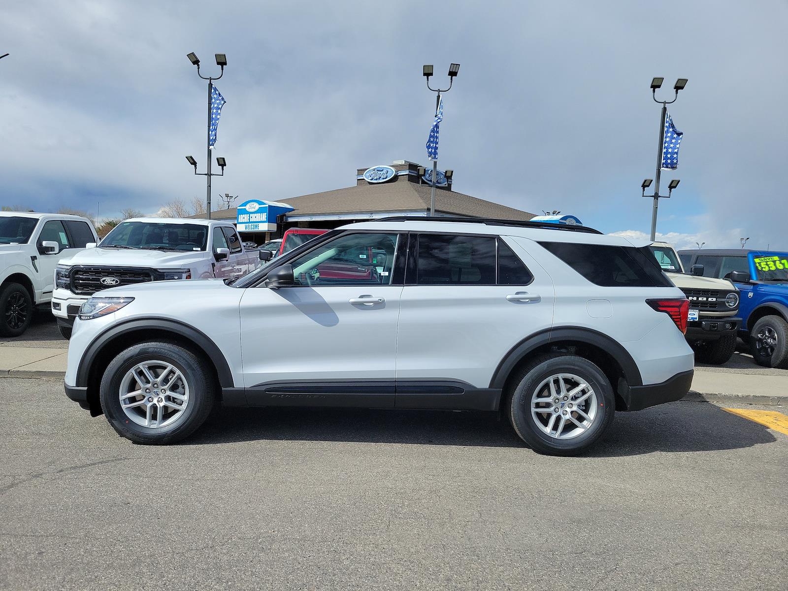 New 2026 Ford Explorer - photo 5
