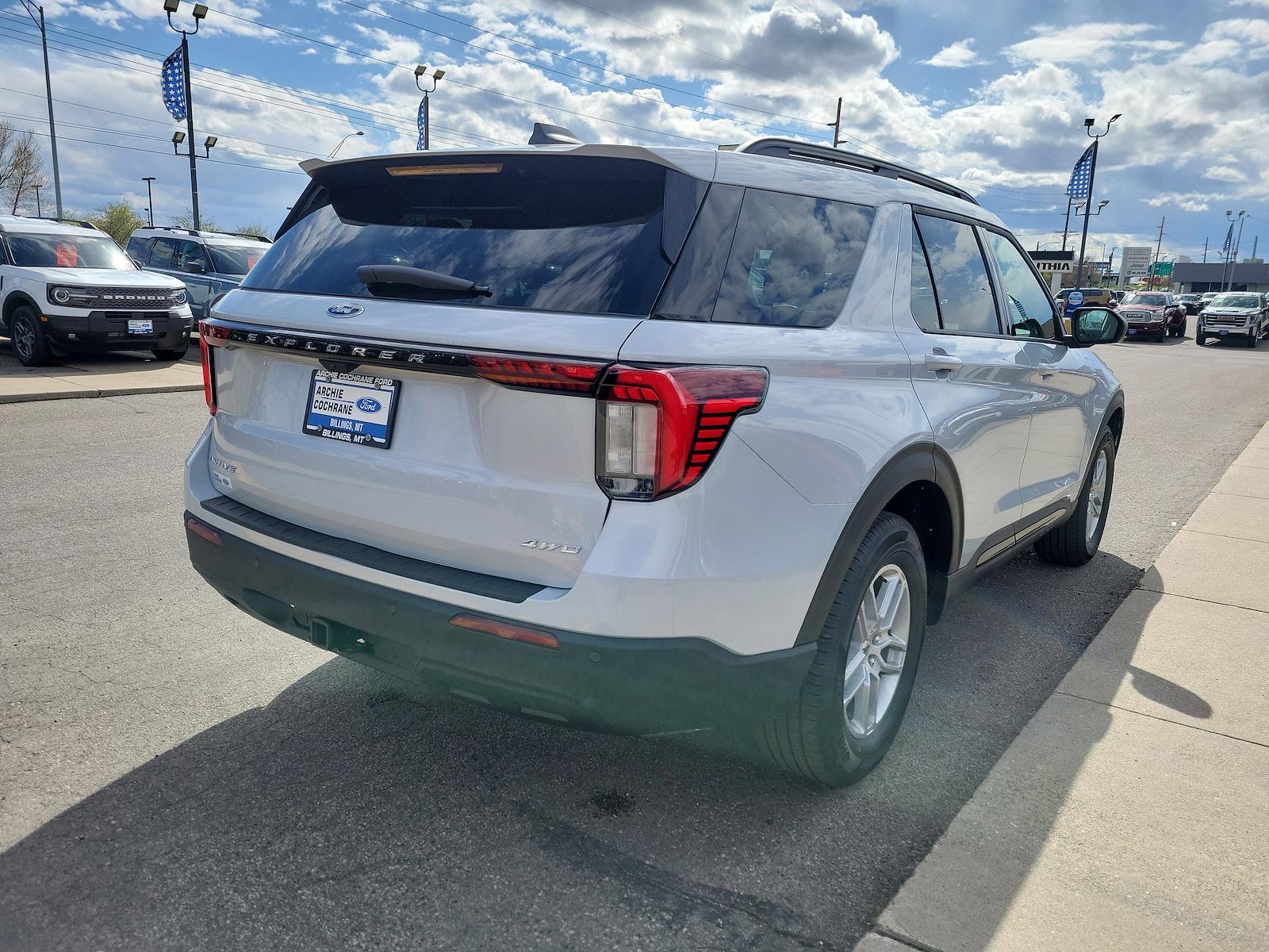 New 2026 Ford Explorer - photo 7