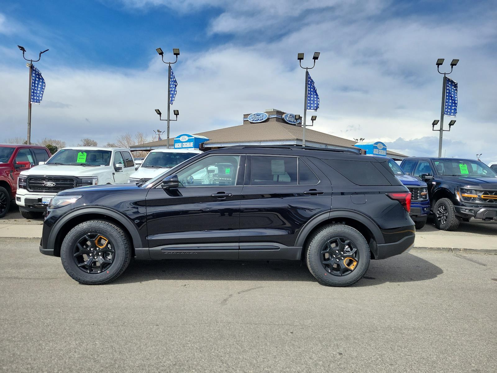 New 2026 Ford Explorer - photo 2