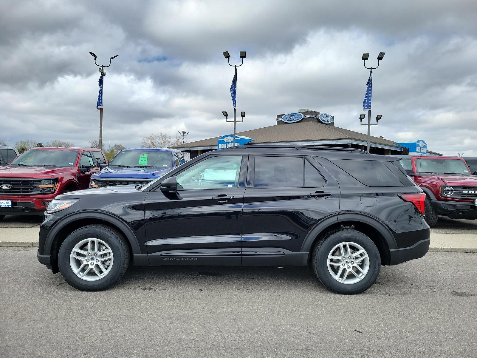 New 2026 Ford Explorer - photo 5