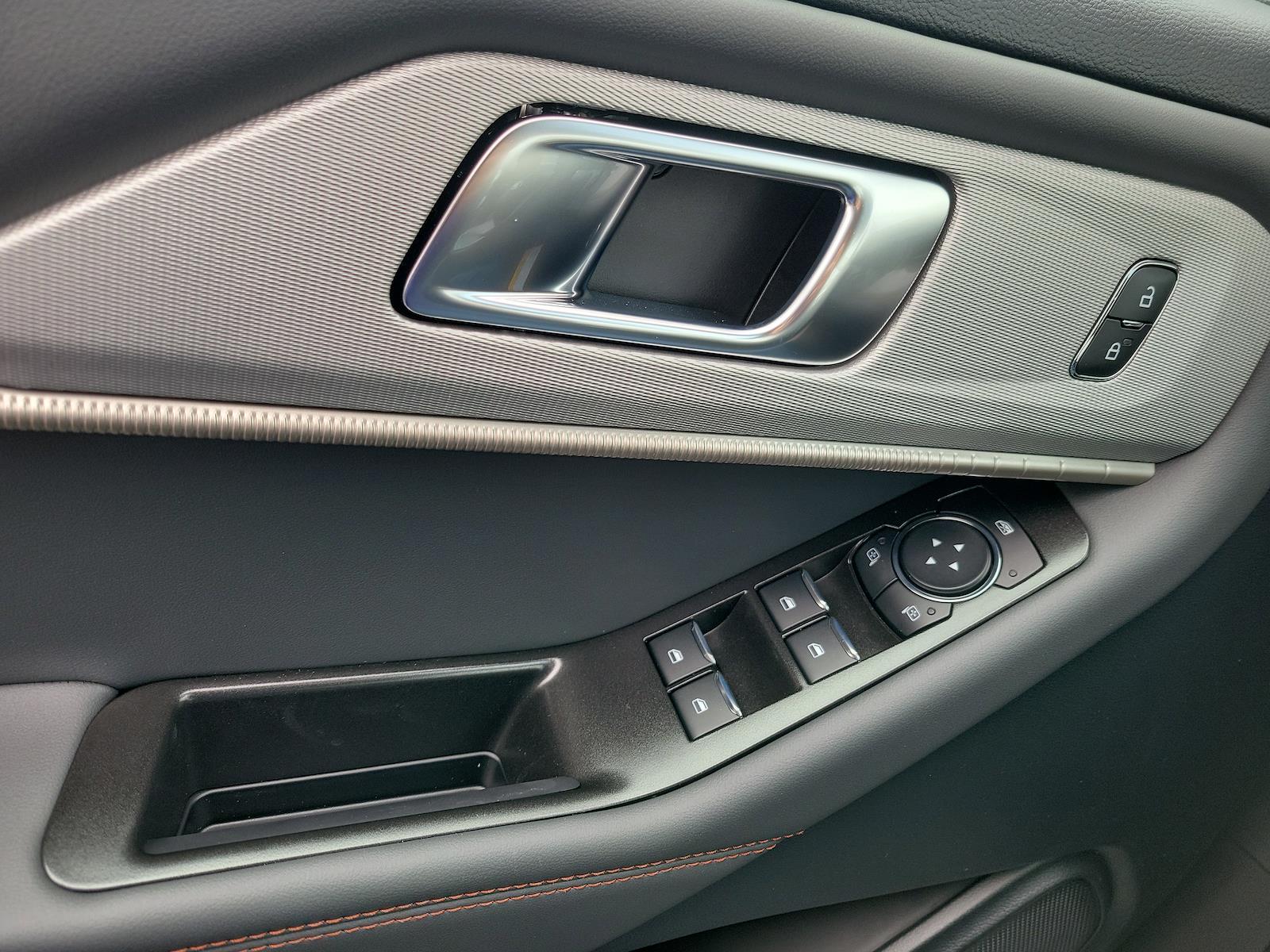 New 2026 Ford Explorer - photo 18