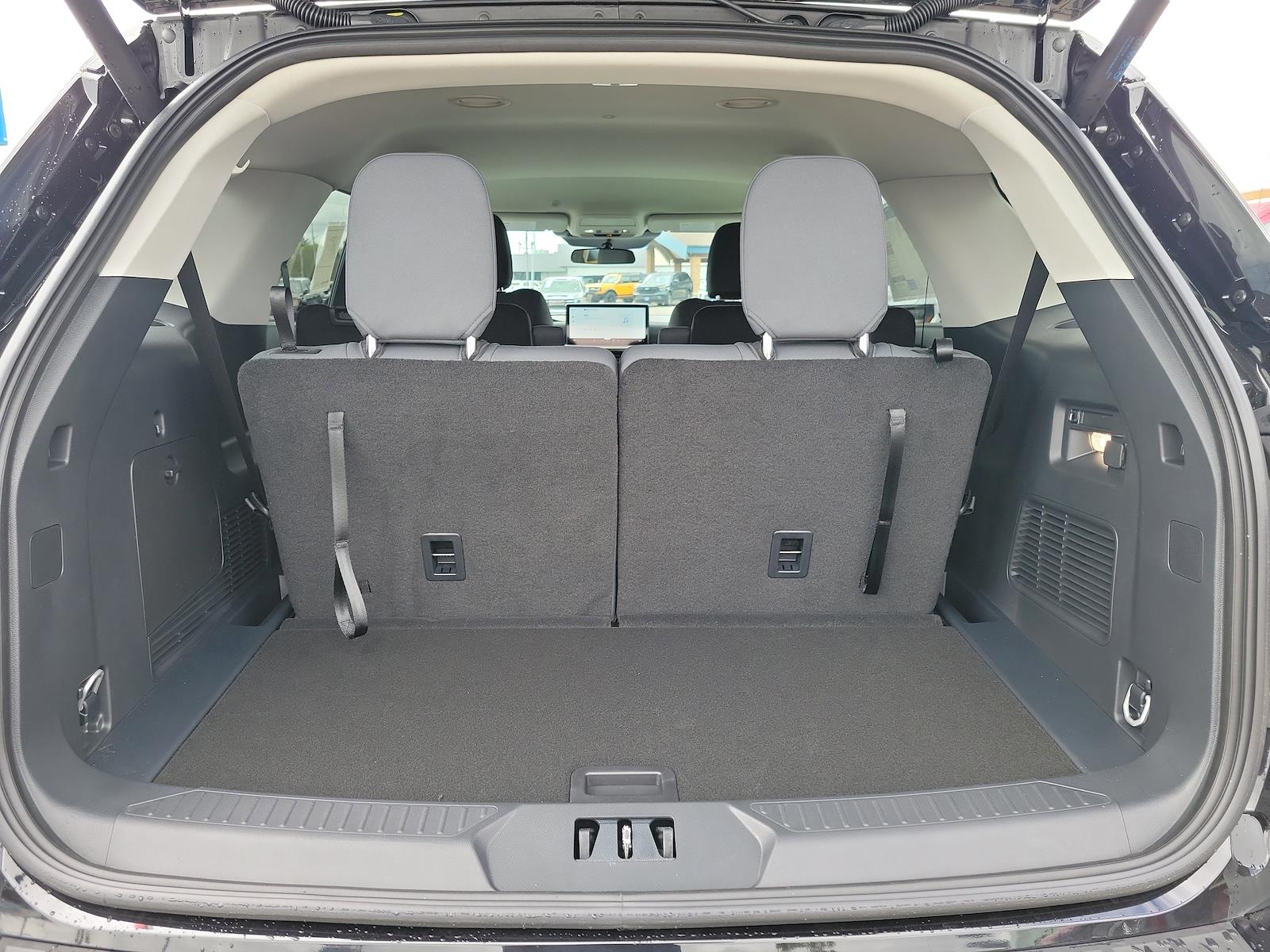 New 2026 Ford Explorer - photo 11