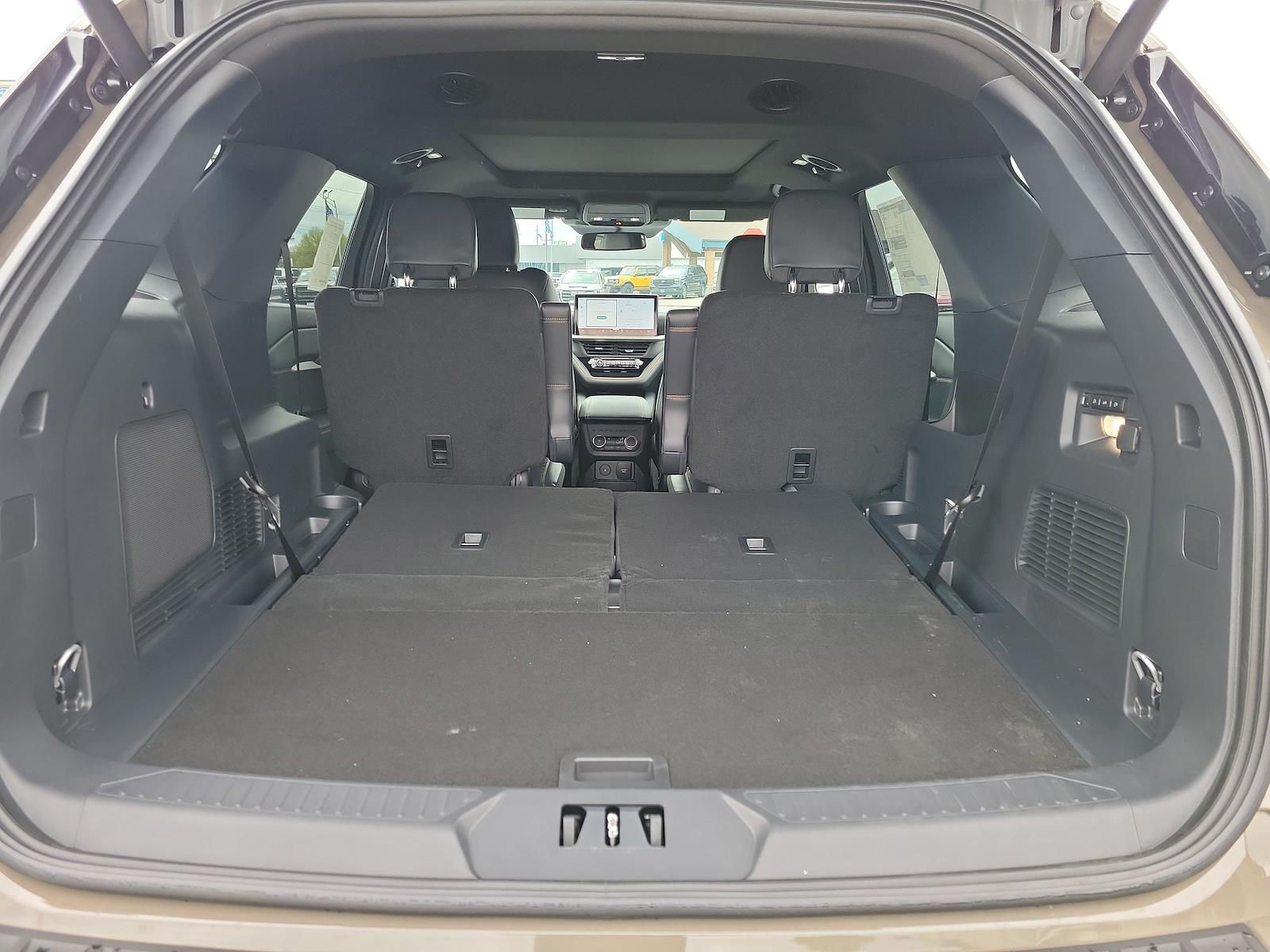 New 2026 Ford Explorer - photo 12