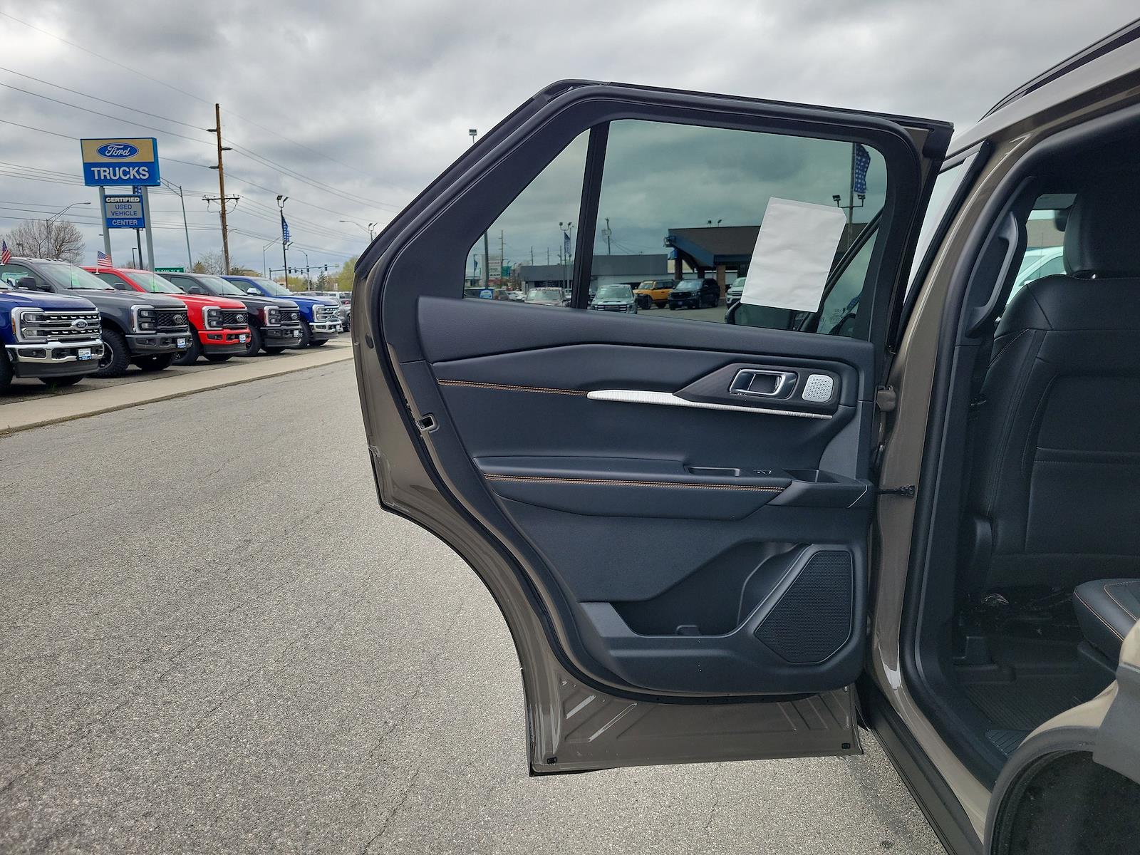 New 2026 Ford Explorer - photo 14