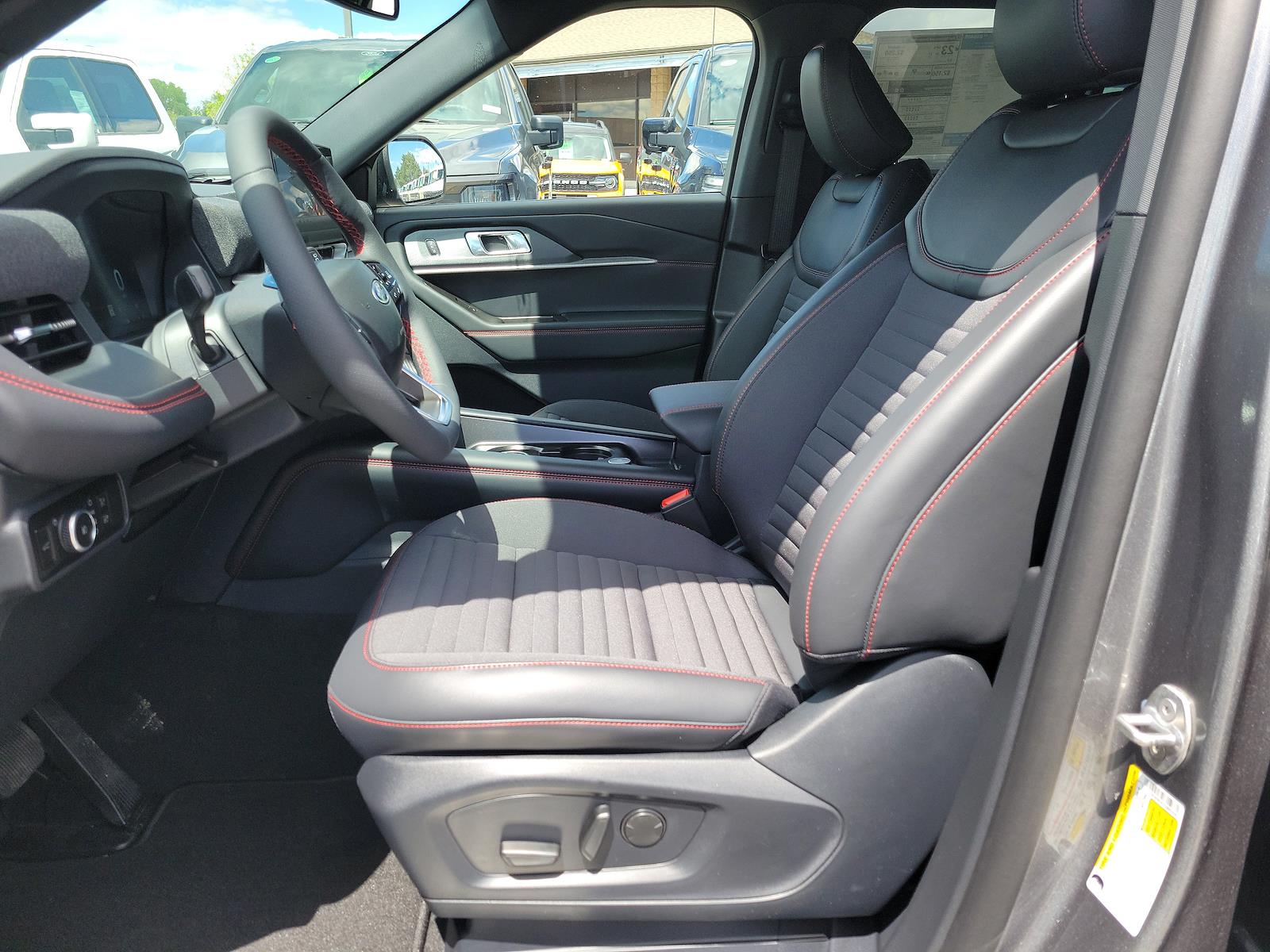 New 2026 Ford Explorer - photo 24