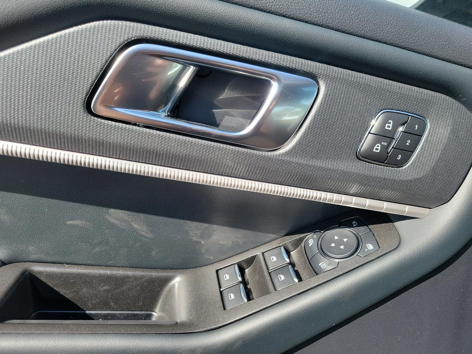 New 2026 Ford Explorer - photo 19