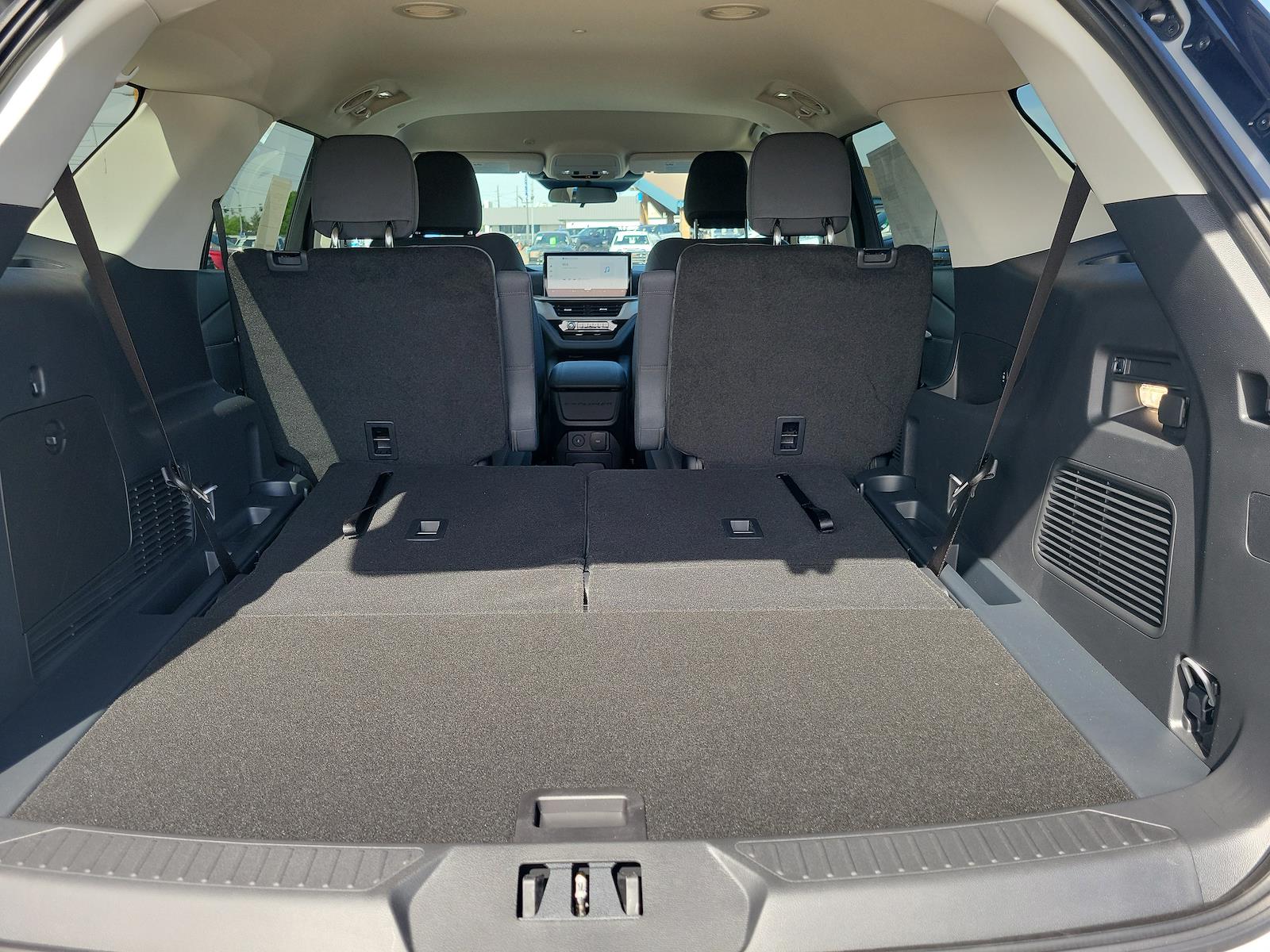 New 2026 Ford Explorer - photo 12
