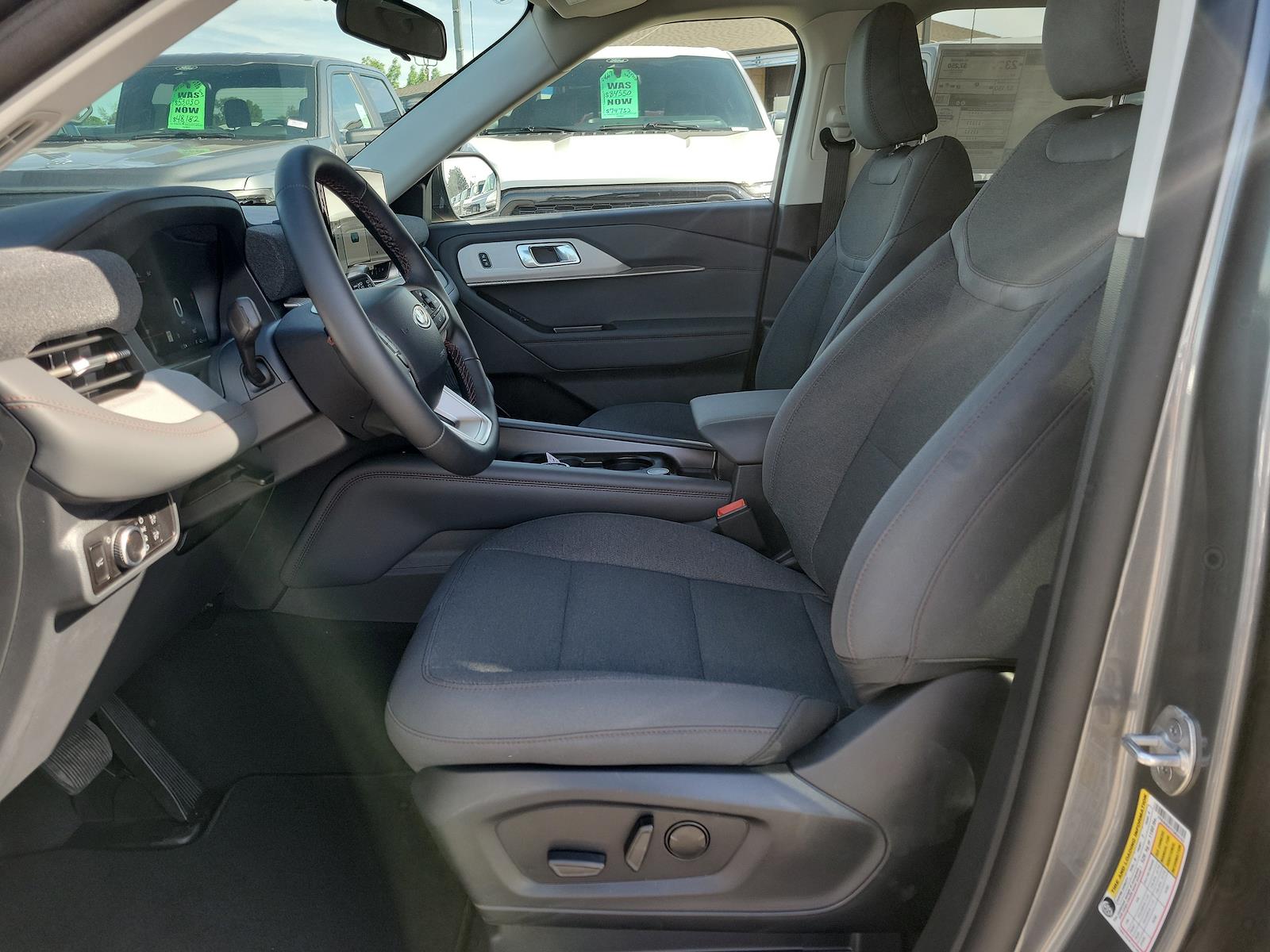 New 2026 Ford Explorer - photo 17
