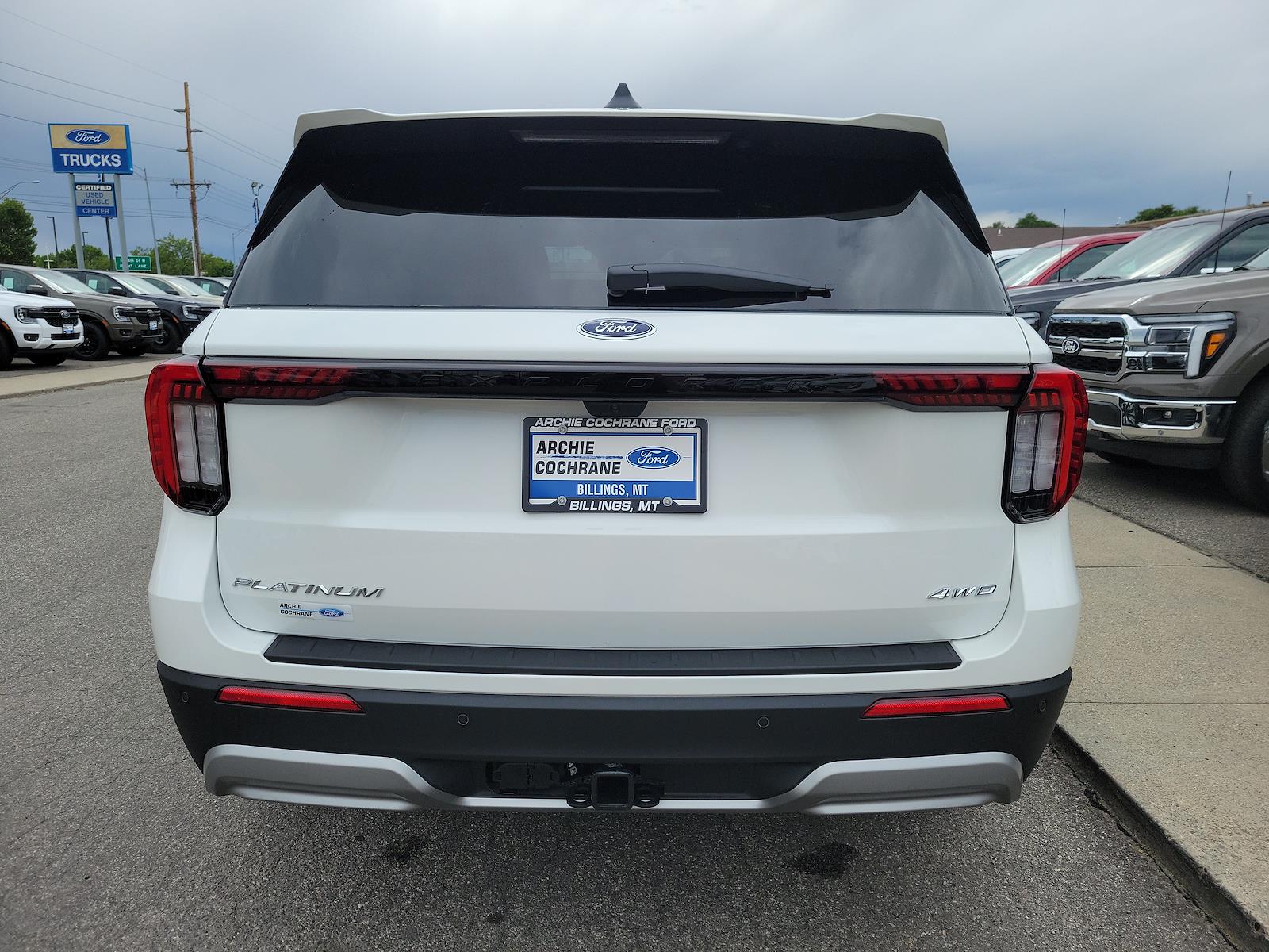 New 2026 Ford Explorer - photo 2