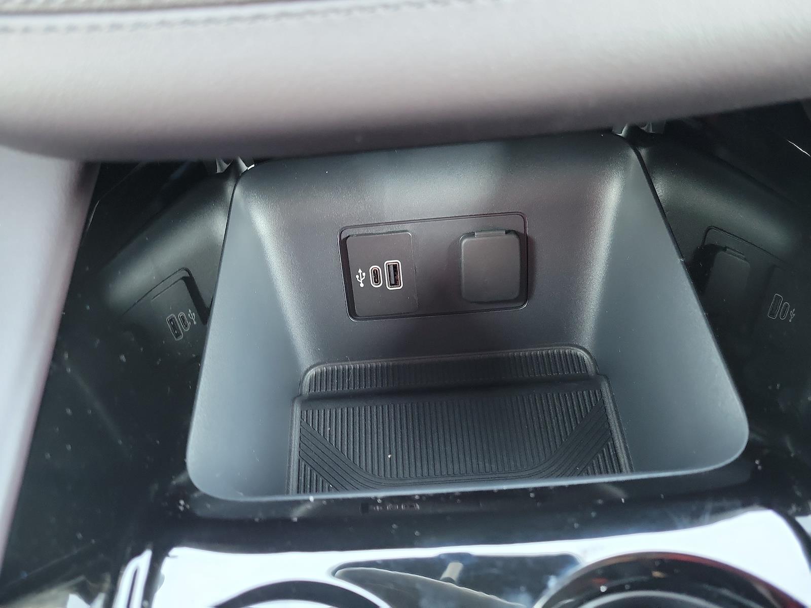 New 2026 Ford Explorer - photo 24
