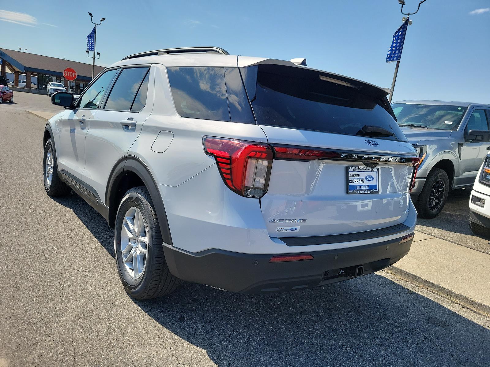 New 2026 Ford Explorer - photo 5