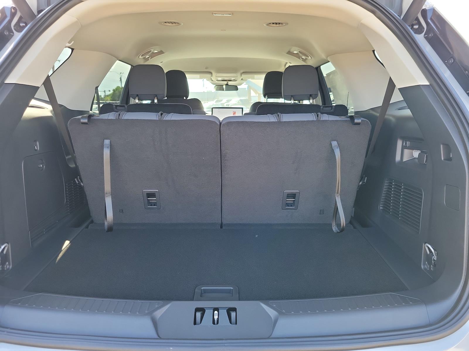 New 2026 Ford Explorer - photo 11