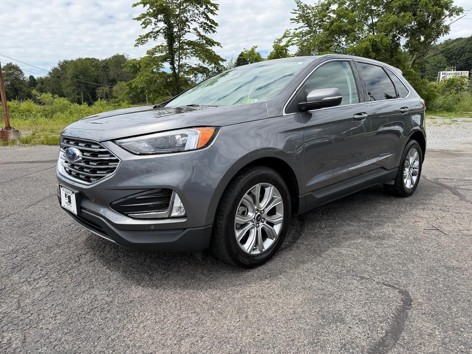 Used 2023 Ford Edge - photo 1