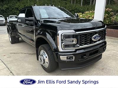 Used 2025 Ford F-450 - photo 1