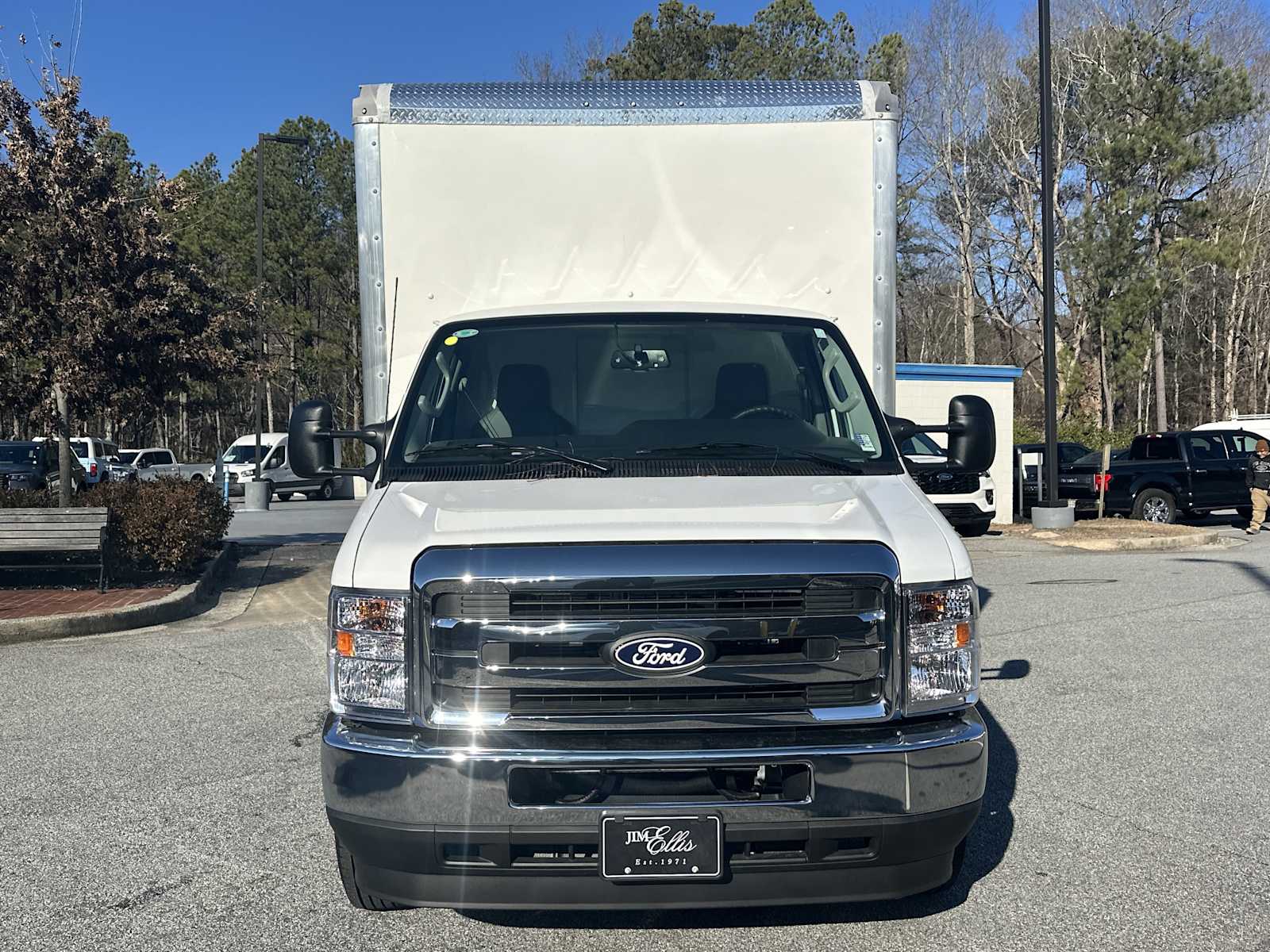 New 2026 Ford E-450 - photo 5