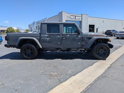 Used 2021 Jeep Gladiator - photo 1