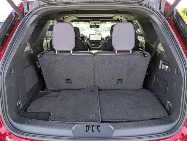 Used 2025 Ford Explorer - photo 28