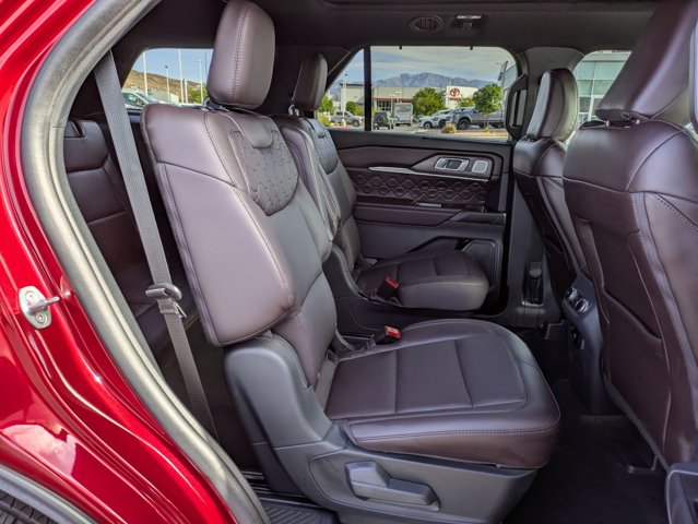 Used 2025 Ford Explorer - photo 29