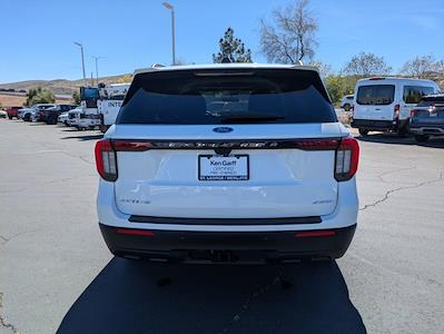 Used 2025 Ford Explorer - photo 1