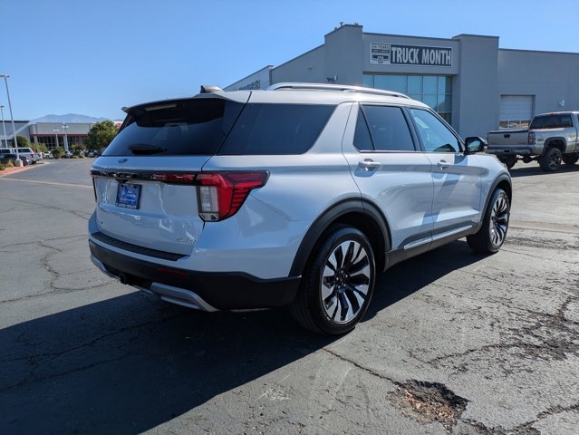 Used 2026 Ford Explorer - photo 2