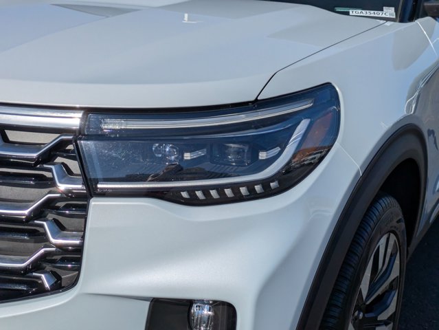 Used 2026 Ford Explorer - photo 10