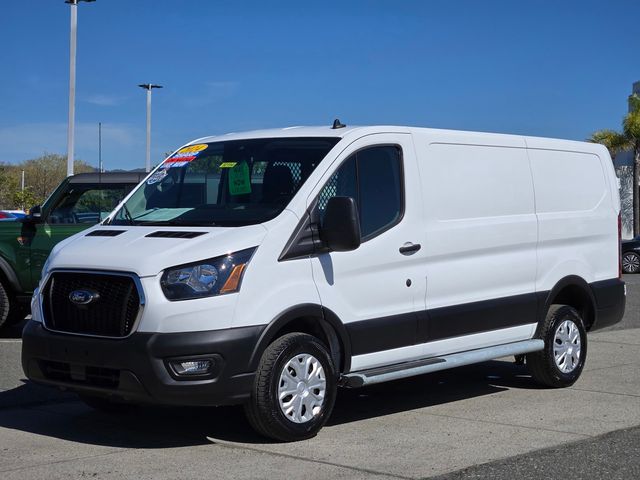 Used 2024 Ford Transit 250 - photo 2