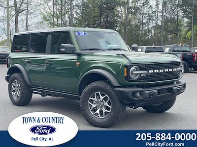Used 2025 Ford Bronco - photo 1
